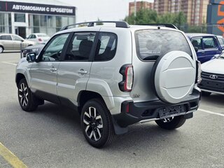 2026 Lada (ВАЗ) Niva Travel I Рестайлинг, серебристый, 1809000 рублей, вид 4