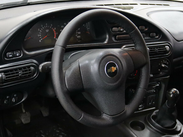 2013 Chevrolet Niva I Рестайлинг, серебристый - вид 12