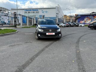 2012 Volkswagen Polo V, чёрный, 495000 рублей, вид 2