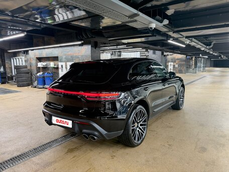 2022 Porsche Macan I Рестайлинг 2, чёрный, 7050000 рублей, вид 5