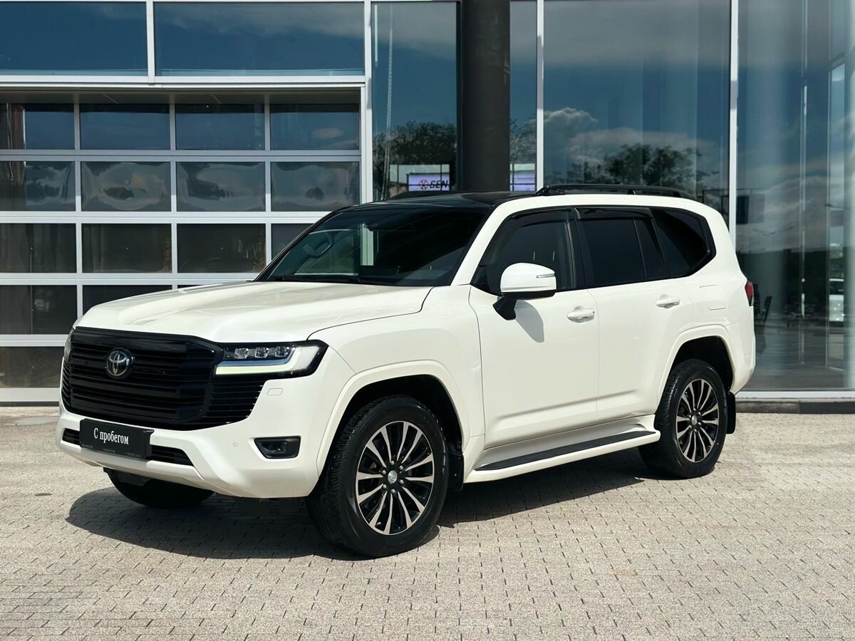 Открыть фотографии: Toyota Land Cruiser 300 Series