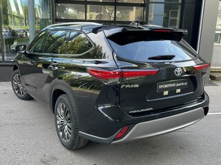 2025 Toyota Highlander IV (XU70), чёрный, 5300000 рублей, вид 5