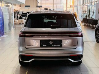 2026 Geely Monjaro I Рестайлинг, серебристый, 4954990 рублей, вид 4