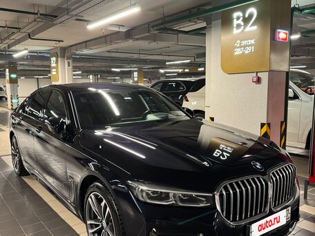 2020 BMW 7 серии 730d xDrive VI (G11/G12) Рестайлинг, чёрный, 6450000 рублей, вид 3