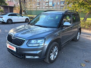 2015 Skoda Yeti I Рестайлинг, серый, 950000 рублей, вид 3