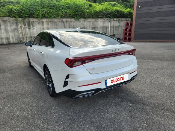 2022 Kia K5 III, белый, 2390000 рублей - вид 6