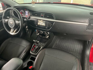 2018 Kia Rio IV, красный, 1179000 рублей, вид 5