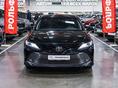 2018 Toyota Camry VIII (XV70), чёрный, 2689700 рублей, вид 3
