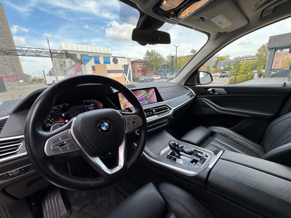 2020 BMW X7 40i I (G07), серый, 5499000 рублей - вид 4