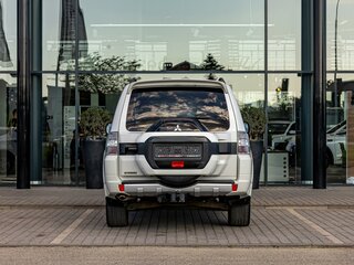 2015 Mitsubishi Pajero IV Рестайлинг 2, белый, 2125000 рублей, вид 5