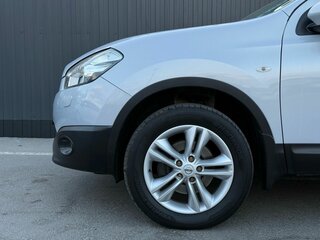 2010 Nissan Qashqai I Рестайлинг, серый, 1325000 рублей, вид 5