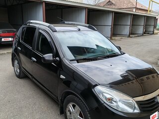 2011 Renault Sandero I, чёрный, 575000 рублей, вид 1