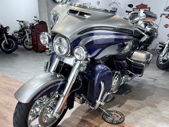 2016 Harley-Davidson CVO Limited, синий, 1799000 рублей - вид 8