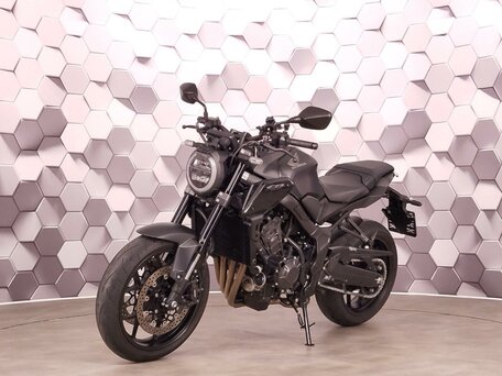 2023 Honda CB 650R, чёрный, 985000 рублей, вид 2