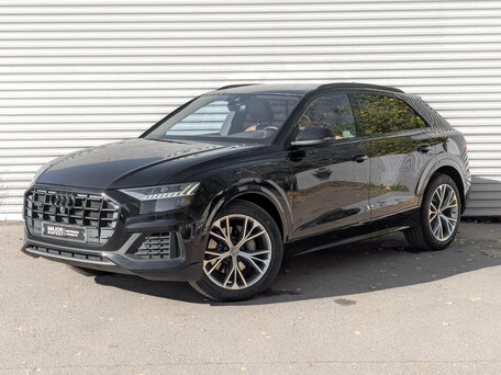 Audi Q8 I (4M)
