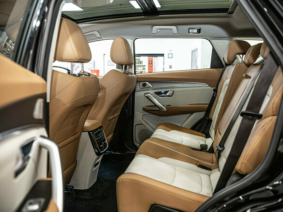 2026 Jetour X70+ I Рестайлинг, чёрный, 3399000 рублей - вид 20