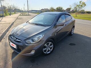 2014 Hyundai Solaris I Рестайлинг, чёрный, 980000 рублей, вид 1