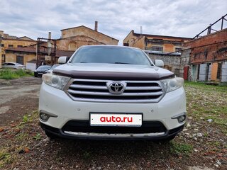 2012 Toyota Highlander II (XU40) Рестайлинг, белый, 2500000 рублей, вид 1