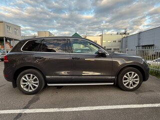 2012 Volkswagen Touareg II, серый, 2100000 рублей, вид 4