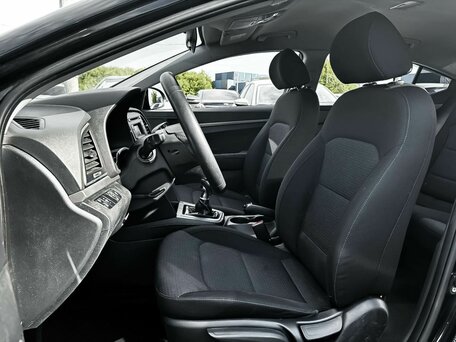 2018 Hyundai Elantra VI (AD), чёрный, 920000 рублей, вид 5