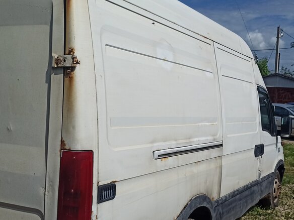 2003 Iveco Daily, белый, 400000 рублей - вид 1