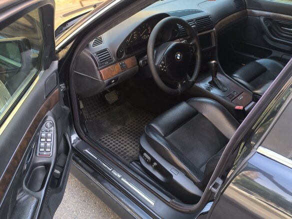 1999 BMW 7 серии 740i III (E38) Рестайлинг, чёрный, 1000000 рублей - вид 9