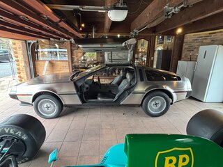 1981 DeLorean DMC-12, серебристый, 15000000 рублей, вид 3