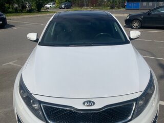 2013 Kia Optima III Рестайлинг, белый, 1749999 рублей, вид 1