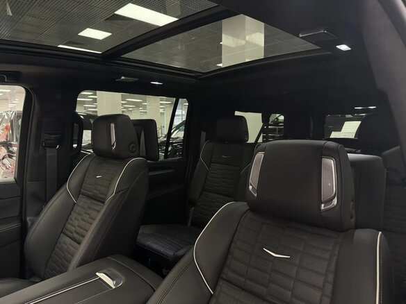 2026 Cadillac Escalade ESV V Рестайлинг, чёрный, 20600000 рублей - вид 9