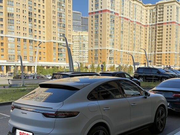 2022 Porsche Cayenne III, серый - вид 19