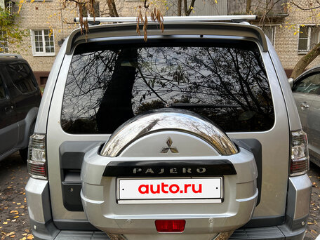 2007 Mitsubishi Pajero IV, серый, 1425000 рублей, вид 2