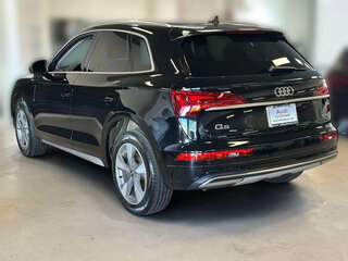 2023 Audi Q5 40 TFSI II (FY) Рестайлинг, чёрный, 4455333 рублей, вид 4