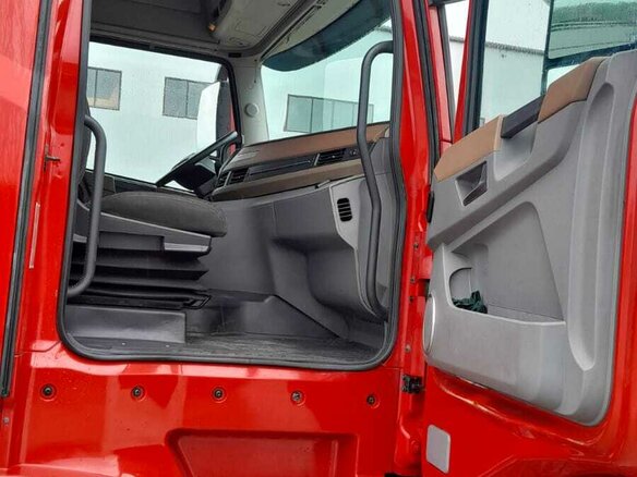 2023 Dongfeng GX, красный, 5600000 рублей - вид 5