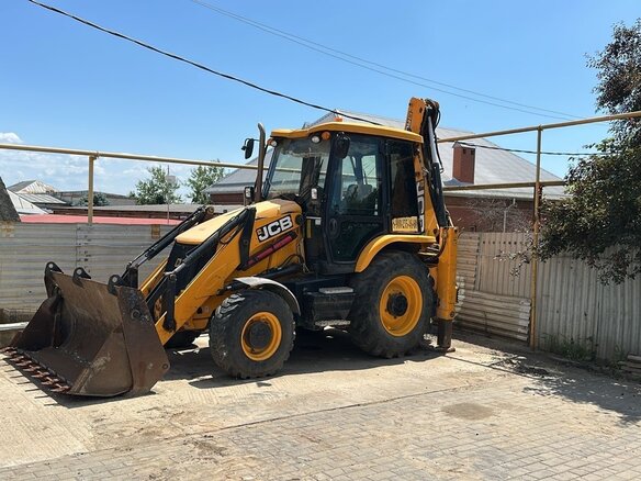 2019 JCB 3CX, 7000000 рублей