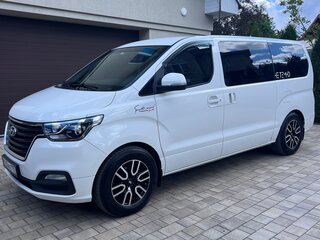 2021 Hyundai H-1 II Рестайлинг 2, белый, 3700000 рублей, вид 4