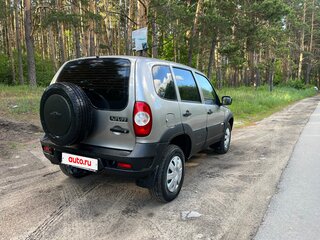 2012 Chevrolet Niva I Рестайлинг, серый, 499000 рублей, вид 3