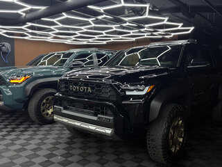 2026 Toyota 4Runner VI, чёрный, 12990000 рублей, вид 5