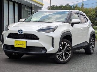 2023 Toyota Yaris Cross I, белый, 1535000 рублей, вид 3