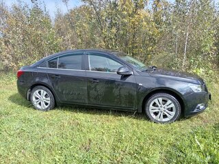 2011 Chevrolet Cruze I, чёрный, 750000 рублей, вид 4