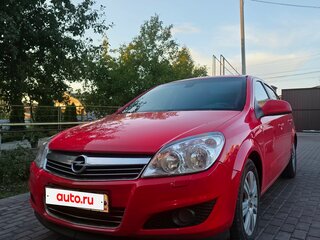 2009 Opel Astra H Рестайлинг, красный, 499000 рублей, вид 1