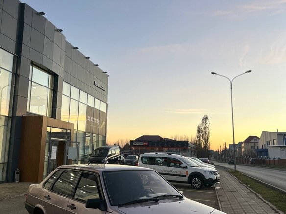 2001 Lada (ВАЗ) 21099, розовый, 250000 рублей
