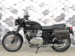 2019 Triumph Bonneville T120, чёрный, 949000 рублей, вид 4