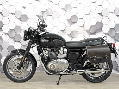 2019 Triumph Bonneville T120, чёрный, 949000 рублей, вид 4