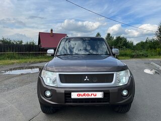 2011 Mitsubishi Pajero IV Рестайлинг 1, коричневый, 2000000 рублей, вид 4