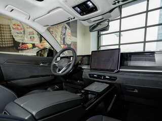 2026 Volkswagen Tavendor I Рестайлинг, зелёный, 6050000 рублей, вид 3