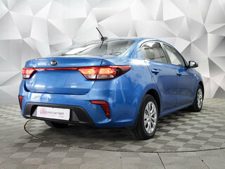 2018 Kia Rio IV, синий, 928000 рублей, вид 4