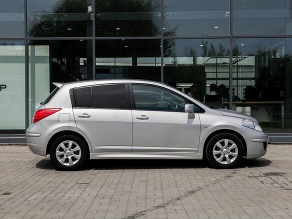 2013 Nissan Tiida I Рестайлинг, серебристый - вид 7