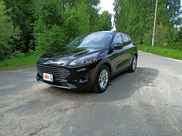 2020 Ford Escape IV, чёрный