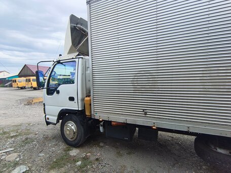 2008 Isuzu Elf (N-series), белый, 1550000 рублей, вид 2