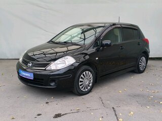 2011 Nissan Tiida I Рестайлинг, чёрный, 600000 рублей, вид 1